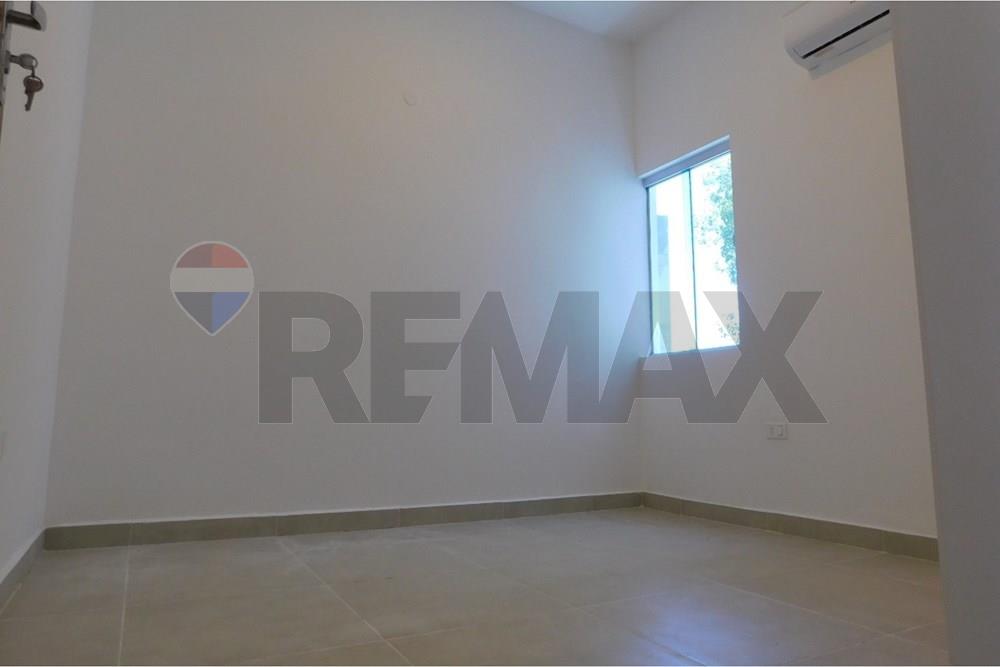 Foto 4 de Departamento en venta en Lambaré · 86 m² · 2 dormitorios