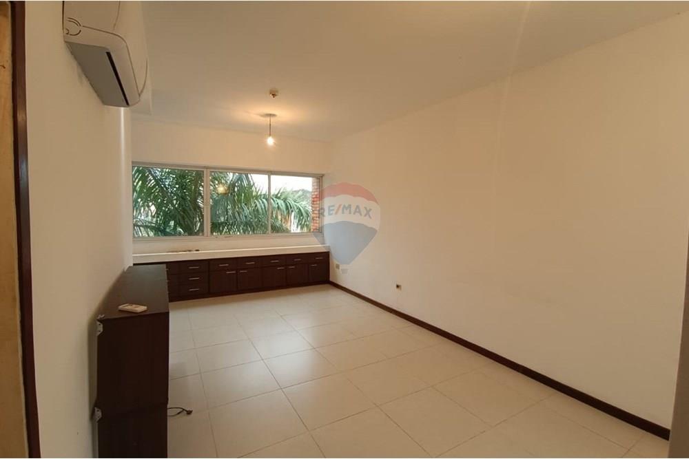 Foto 5 de Monoambiente en venta en Asunción · 35 m²