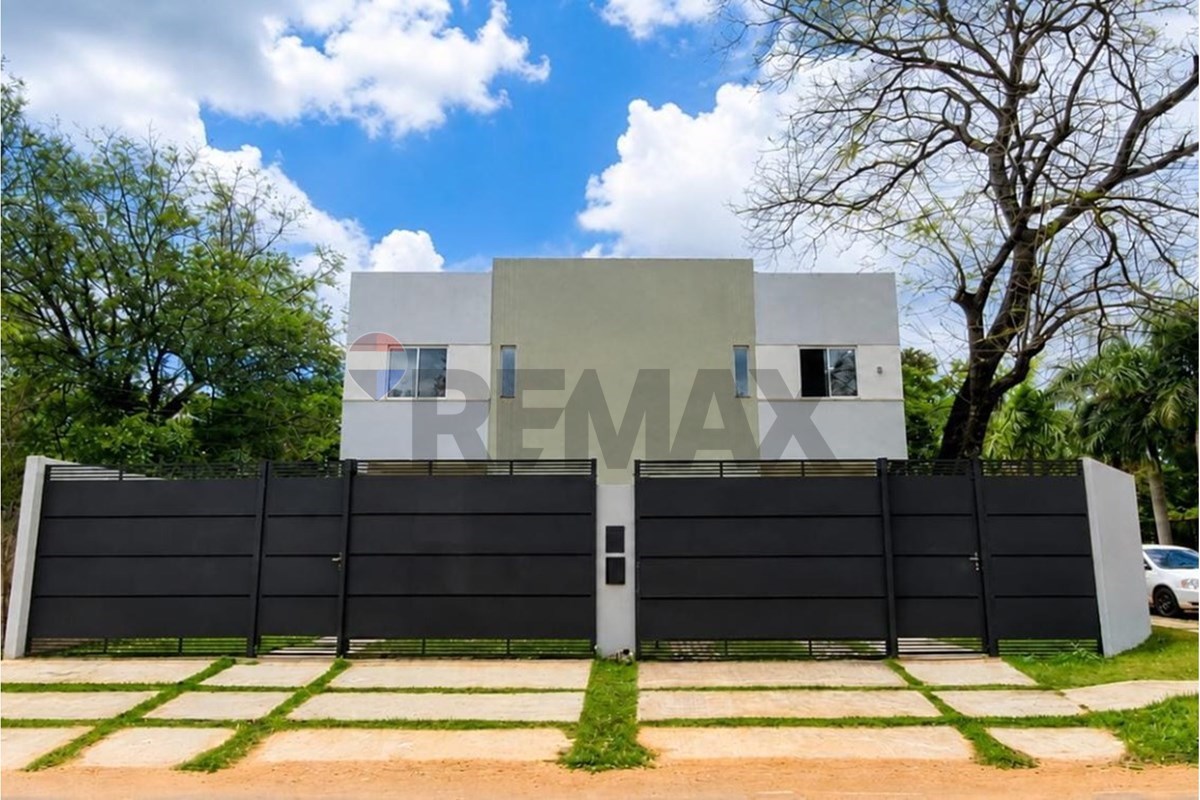 Dúplex en venta en San Lorenzo · 100 m² · 3 dormitorios