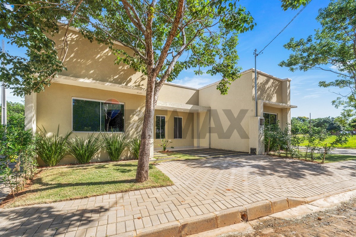 Casa en venta en Luque · 60 m² · 2 dormitorios