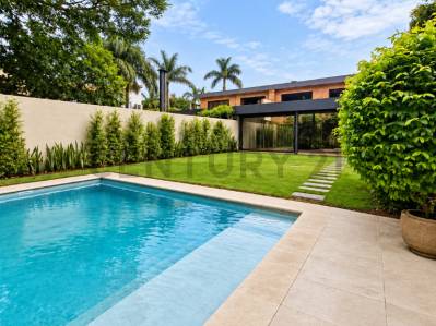 Casa en alquiler en Asunción · 425 m² · 3 dormitorios