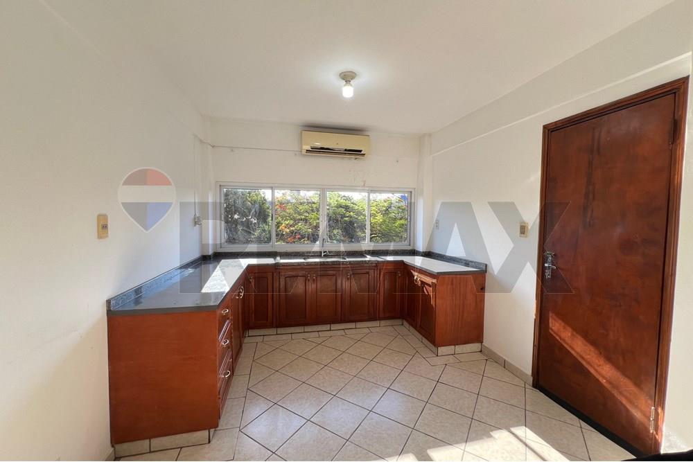 Foto 3 de Departamento en venta en Encarnación · 58 m² · 2 dormitorios