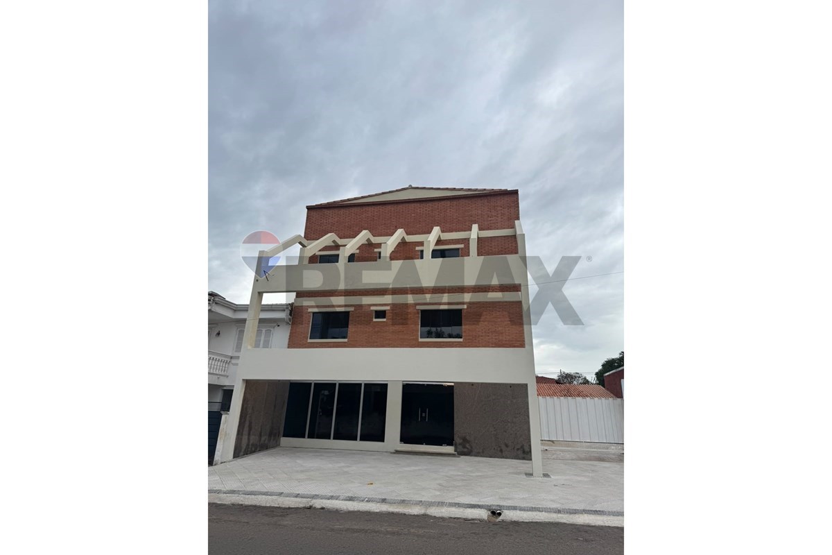 Casa en alquiler en Asunción · 700 m²