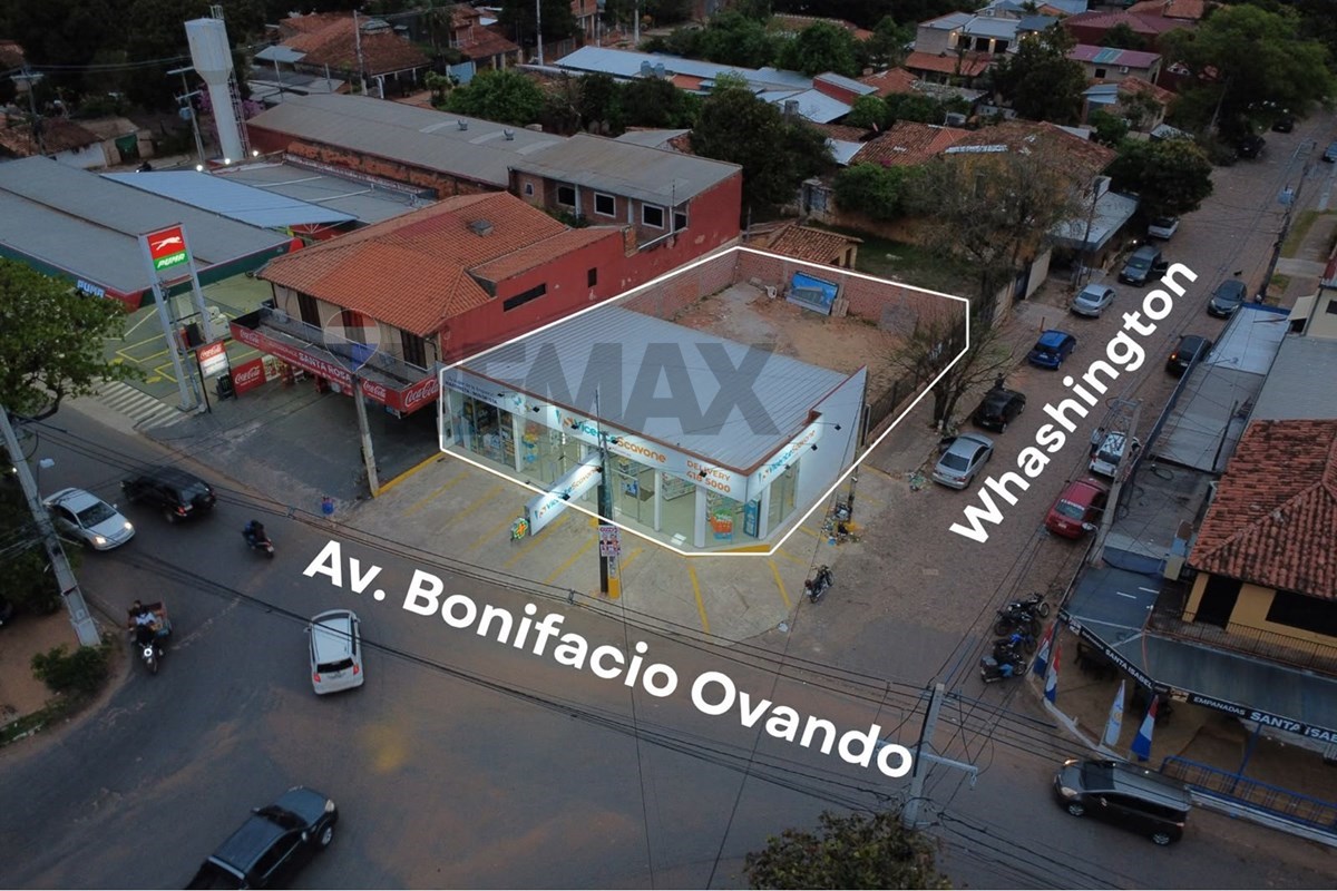 Local comercial en venta en Lambaré · 421 m²