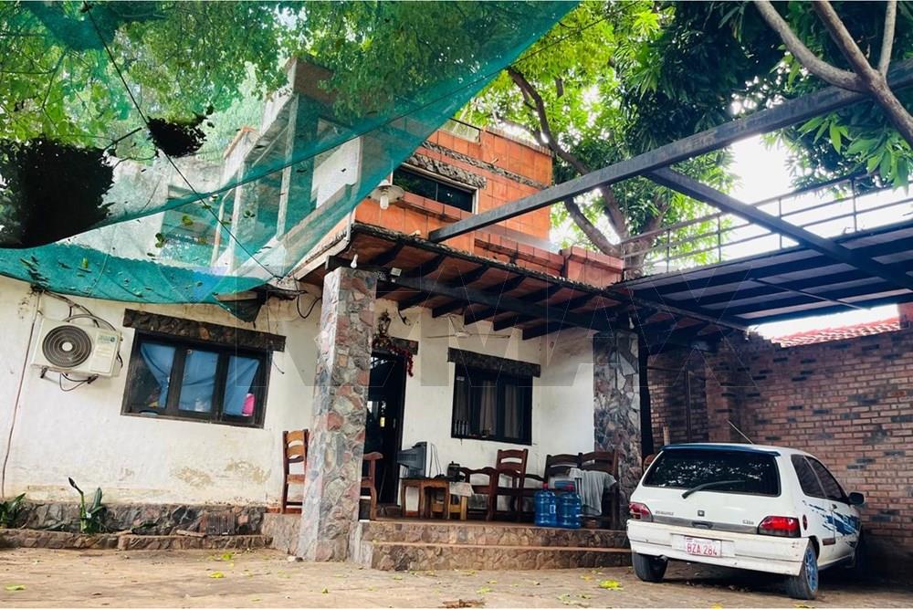 Terreno en venta en Asunción · 387 m²