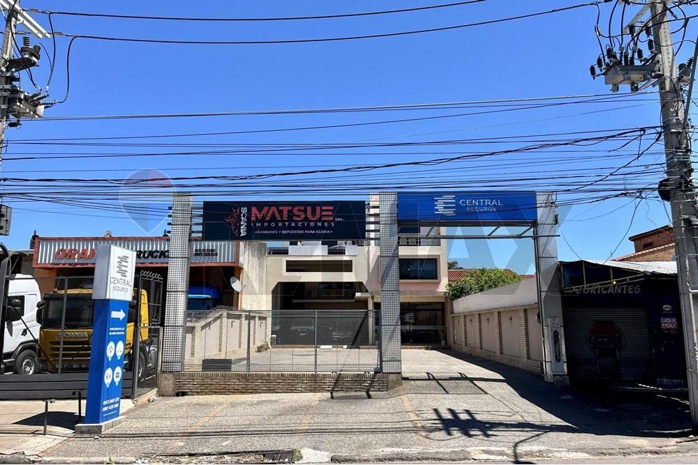 Local comercial en venta en San Lorenzo · 427 m²