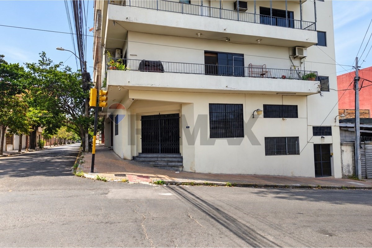 Local comercial en alquiler en Asunción · 130 m²