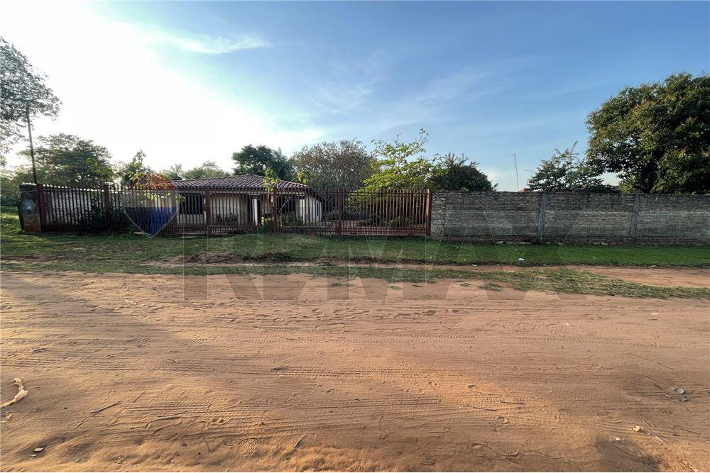 Casa en venta en San Lorenzo · 120 m² · 3 dormitorios